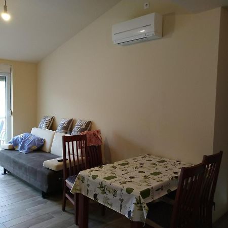 Admiral Apartment Brbinj Exterior photo